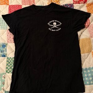 Men’s thrifted skull shirt